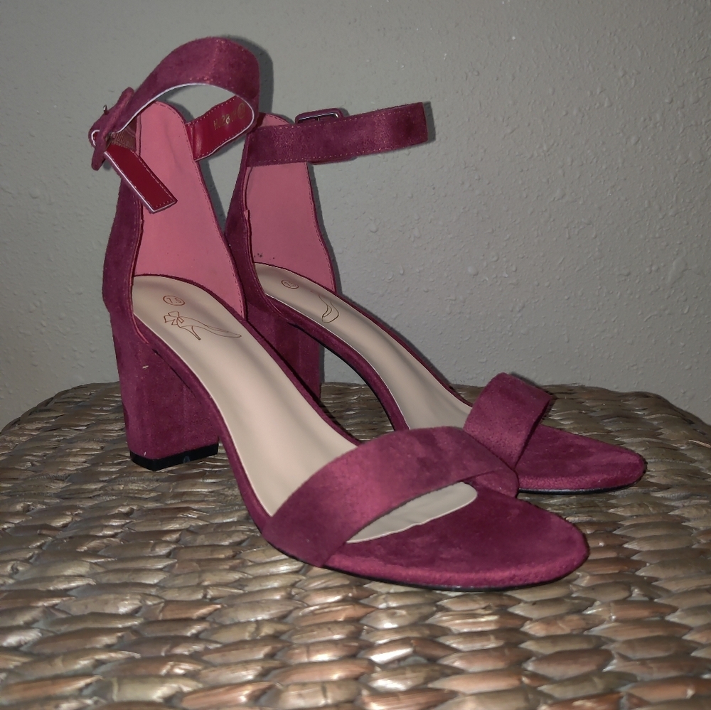 Elegant Burgundy Block Heel Sandals